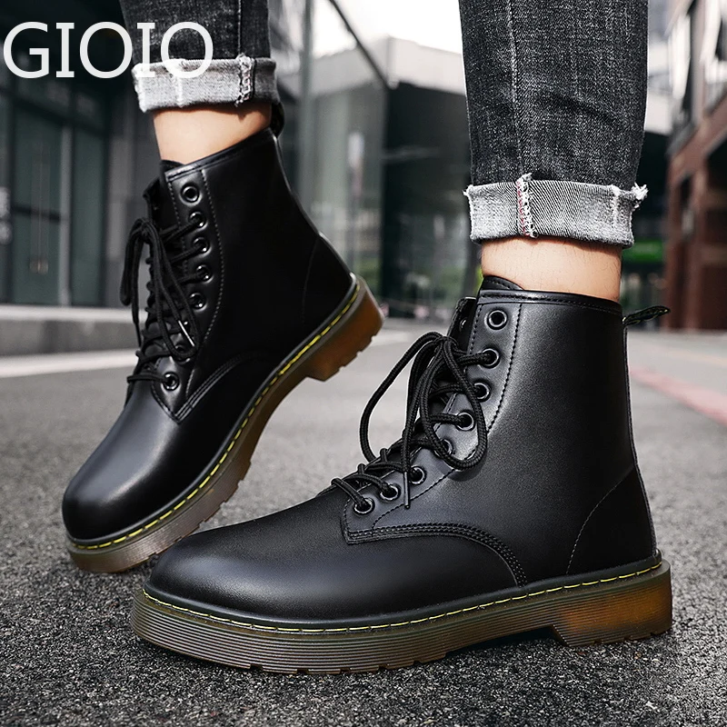 Мужские ботинки из черной кожи с высоким берцем |