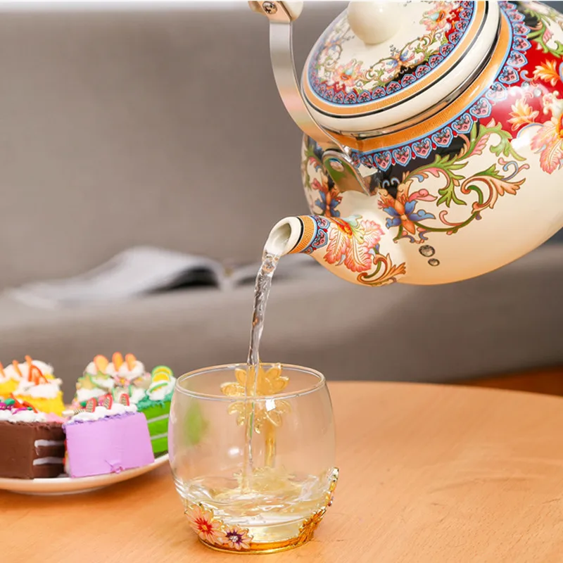 Эмалированный чайник объемом 2 5 литра кувшин с эмалью со свистком графин для