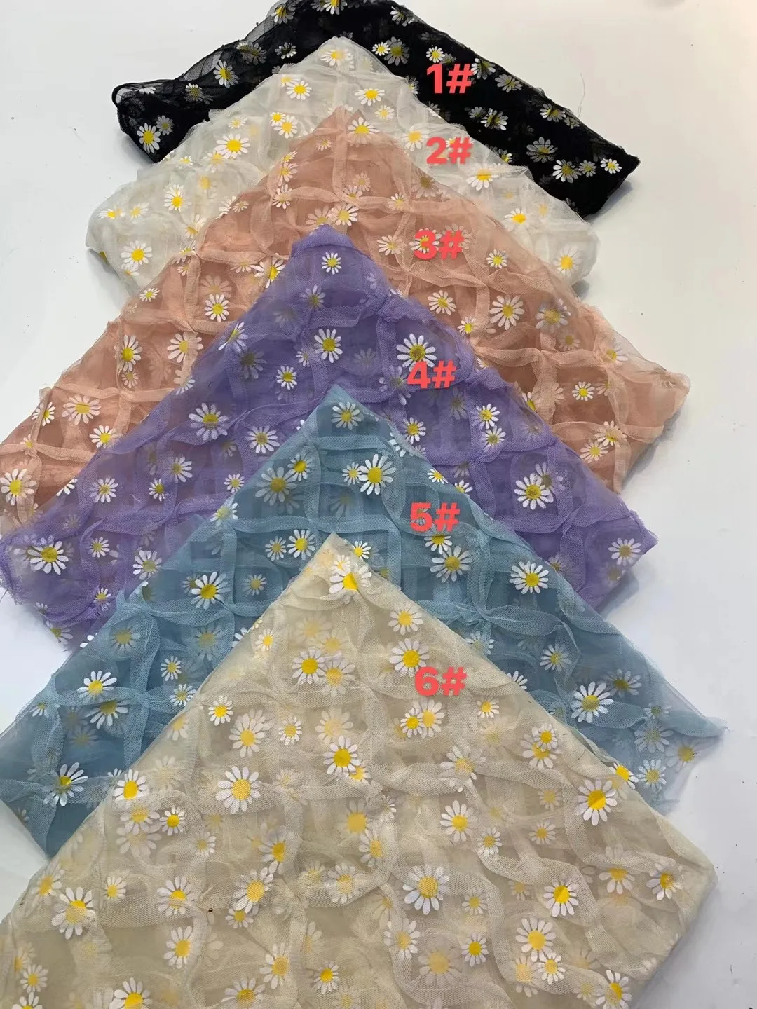 

(5yards/pc) Lovely daisy flowers embroidered French net lace light and graceful African tulle lace fabric for dress FXZ037