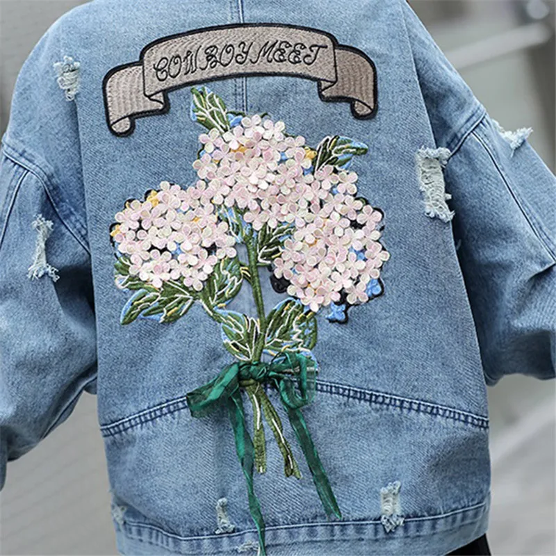 Куртка женская джинсовая демисезонная свободного покроя с вышивкой|Женские