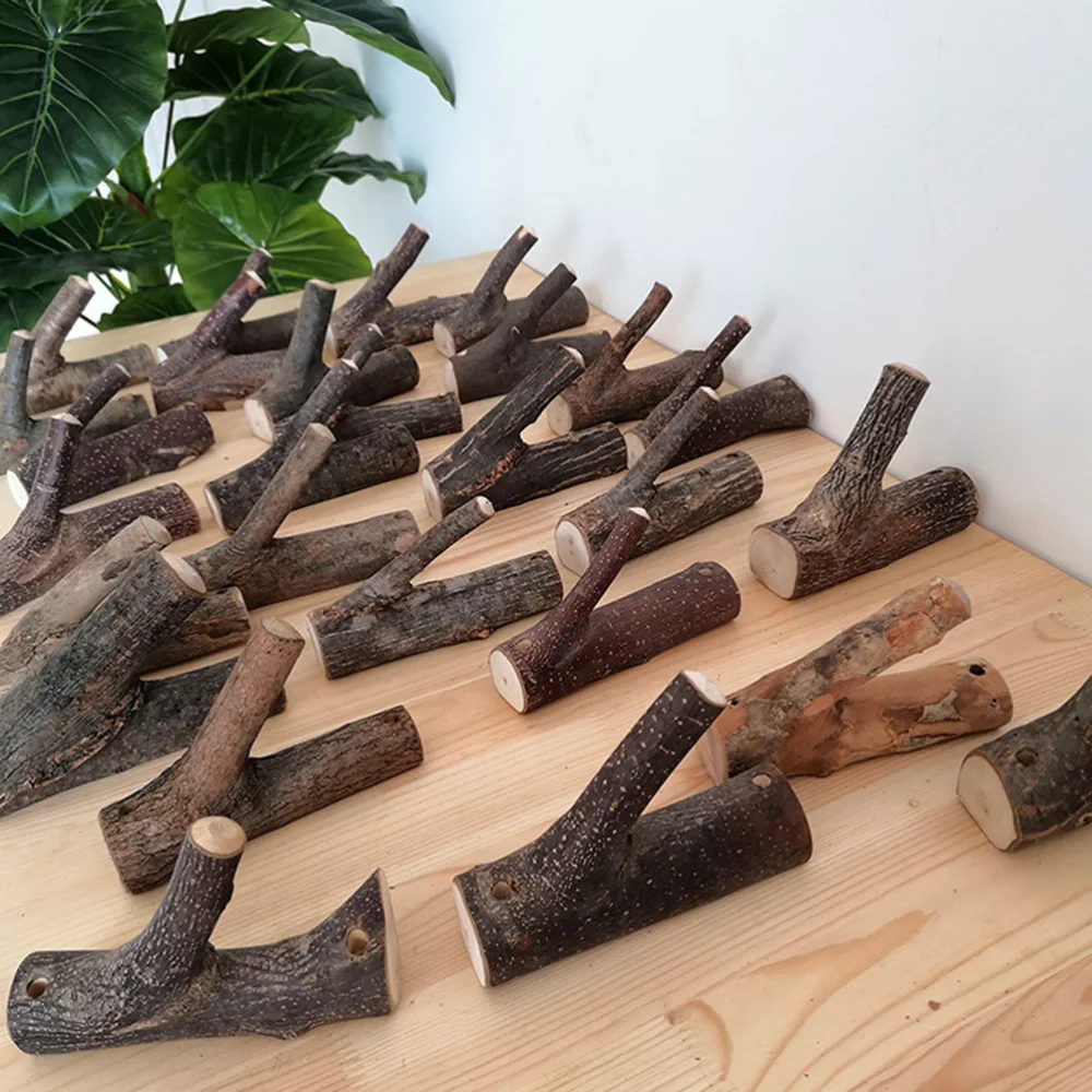 

4pcs Rustic Wood Wall Hooks Tree Branch Clothes Hook Decorative Coat and Hat Hanger (Random Shape)