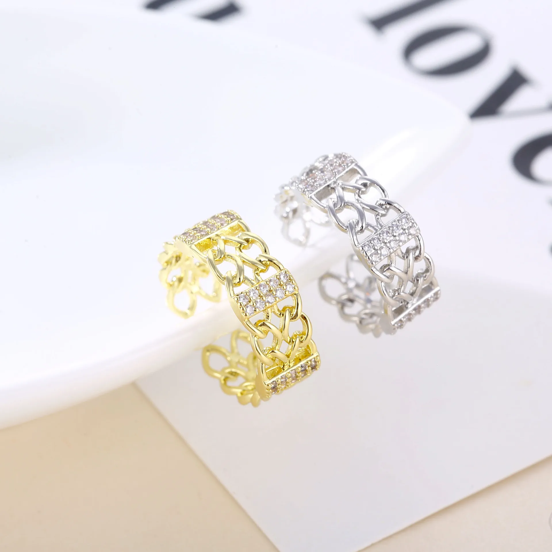 

Gothic Punk Metal Ring Adjustable Opening Chain Rings Women Finger Accessories Pavéd Crystal Zircon Boutique Jewelry Gift