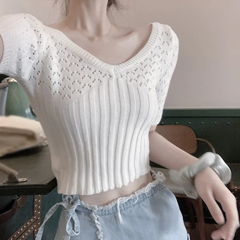 

Summer Fashion Women's Korean Style Top T-Shirt Solid V Neck Knitted Casual Slim Short Sleeve Tee Female Crop Top Ladies Shirt