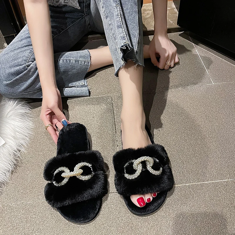 Женские пушистые домашние тапочки на плоской подошве Осень-зима 2021 | Обувь