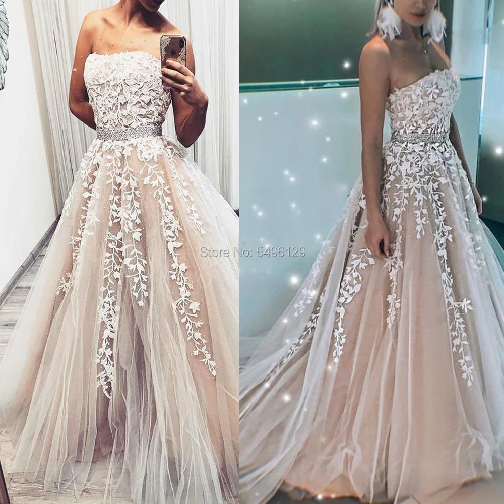 

Charming Lace Appliques Champagne Prom Dresses Sexy Strapless A Line Tulle Evening Gowns with Beaded Sash Sleeveless Long 2023