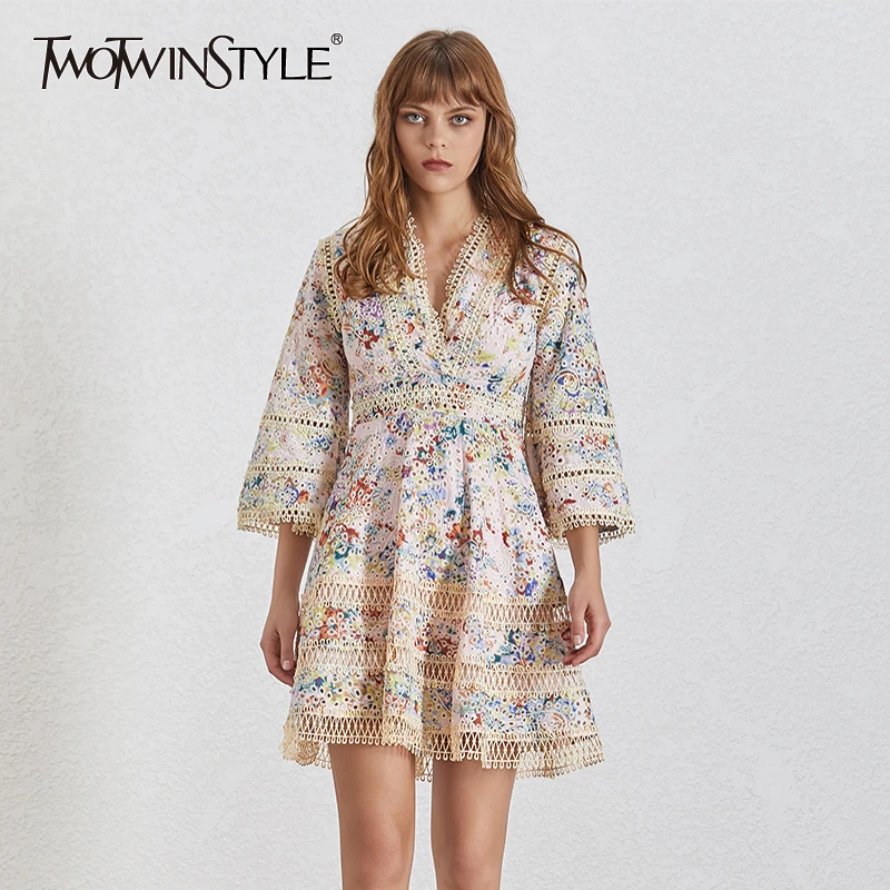 TWOTWINSTYLE мини-платье с принтом, женское платье с v-образным вырезом и расклешенными рукавами, туника с высокой талией, драпированные платья, летняя Милая одежда
