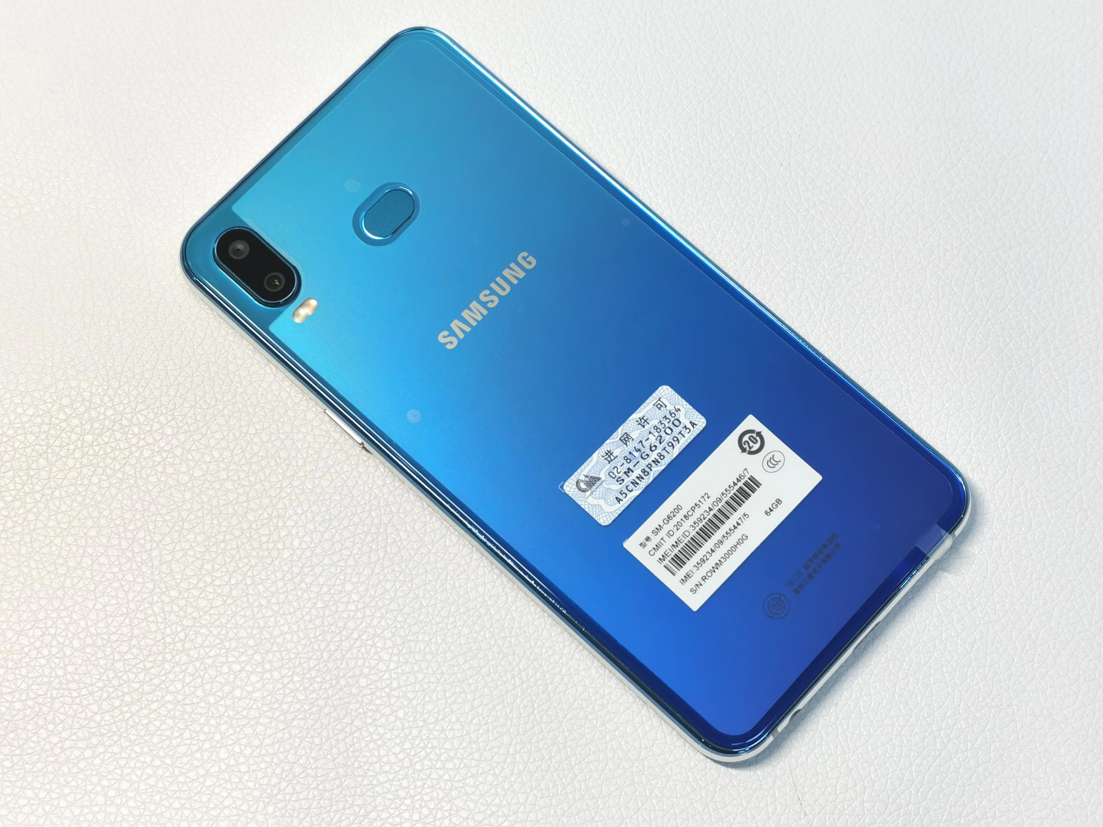 Samsung Galaxy A6s G6200 6 ГБ 64 Гб 6," FHD+ 6 Гб ram 64 Гб rom Восьмиядерный мобильный телефон Snapdragon 660 3300 мАч Android