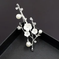 new high end chinese style shell pearl flower brooch fashion atmosphere female collar pin accessories jewelry