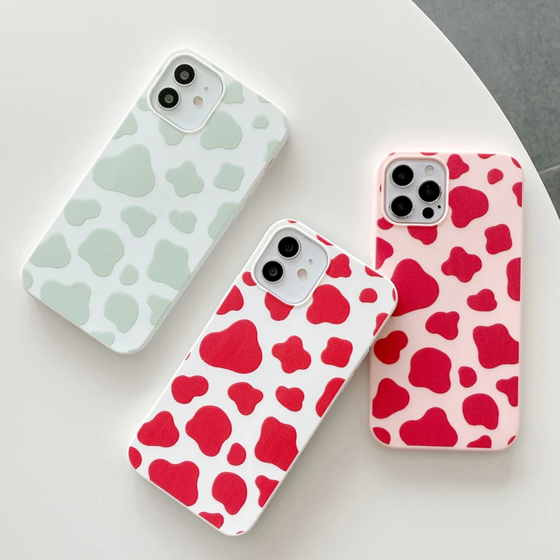 

New Cow Pattern Red White Print Matte TPU Phone Case For iPhone 12 11 Pro Max Mini XR X XS 7 8 Plus Soft Back Cases Cover