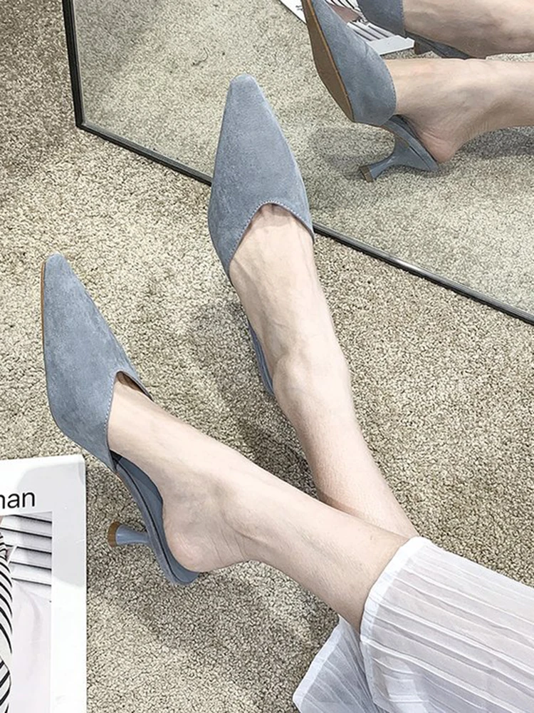 

Женские полушлепанцы Baotou, весна-осень 2021, новая Корейская версия универсальных босоножек на шпильке и шлепанцев для верхней одежды.