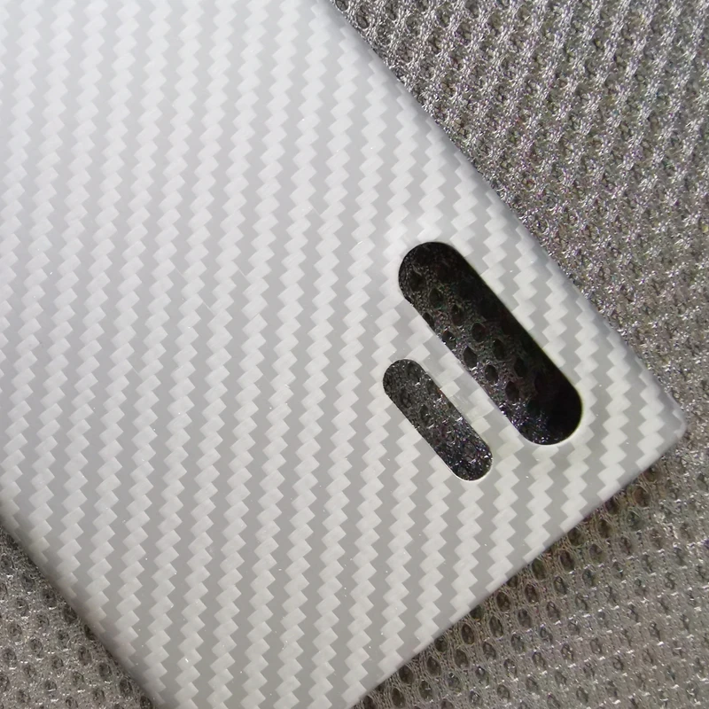 Новый матовый чехол из углеродного волокна с улучшенным сигналом для