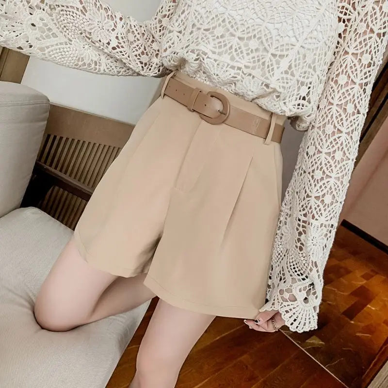 

Women 2021 Summer Fashion Shorts Set New Female Hollow Out Long Sleeve Shirt and Wide Leg Shorts Elegant Ladies 2 Piece Set R151