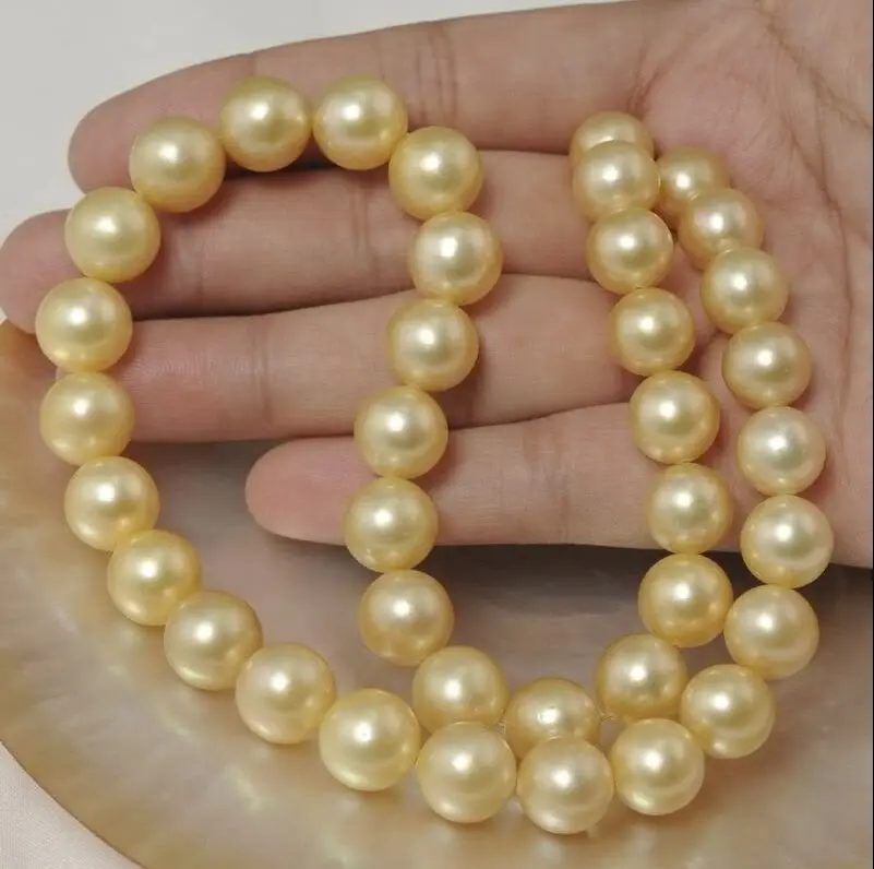 

ATTRACTIVE 18" 9-10 MM SOUTH SEA GOLD NATURAL PEARL NECKLACE 14k GOLD CLASP