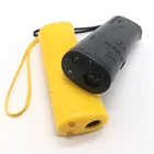 Ультразвуковой Отпугиватель собак устройство управления Многофункциональный Анти-Лай Стоп лай собак Pet открытый светодиодный светильник переноска тренировочное устройство