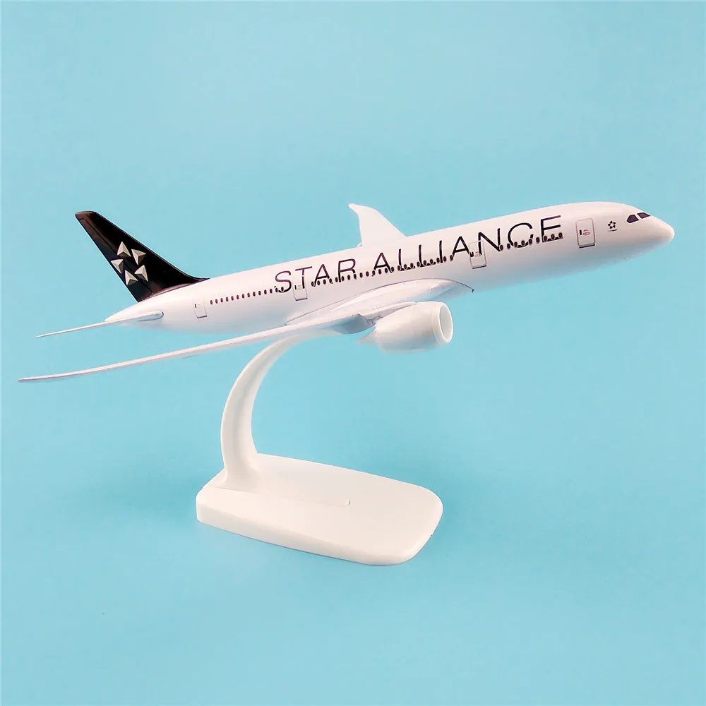 Модель воздушного самолета из металлического сплава 20 см модель Star Alliance Boeing 787