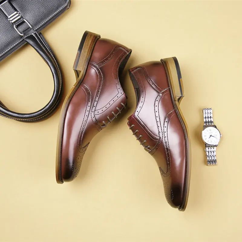 

2019 British Style Brogue Shoes Men Genuine Leather Shoes Flat Heel Lace Up Oxfords Shoes Men Wedding Leather Male Bullock