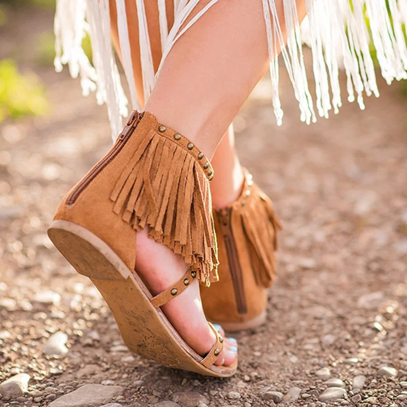 Женские сандалии удобные босоножки с кисточками Летние вьетнамки Модные сандали
