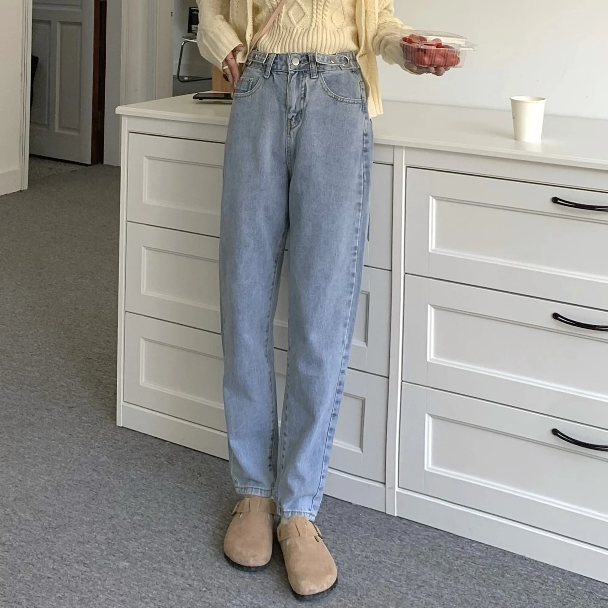 

Chic Casual Loose Ladies Jeans For Women Trousers 2021 Autumn Winter Fleece Female Denim Harem Pants High Waist Jeans WJ344