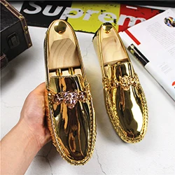 Gold D8812-55 Летняя кожаная обувь для мужчин; Мужская обувь унисекс с блестками; мужские мокасины; лоферы; дышащая повседневная обувь; цвет золотой, серебряный; Tenis Masculino - Цвет: Gold D8812-55