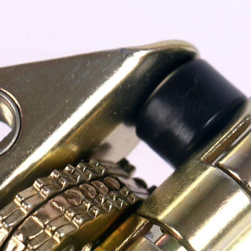 Устройства Belay для альпинизма на открытом воздухе 25 кН осенние гасители