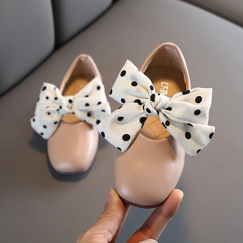Zapatos de suela blanda de cuero para ni&ntilde;as, zapatillas de princesa con lazo, a la moda, bonitos y Chic, 2022-4