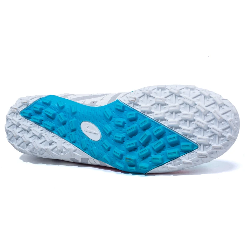 Новые мужские ультралегкие футбольные туфли с длинными ногтями износостойкие