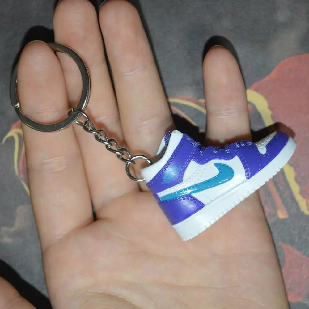 one shoe keychain Дропшиппинг aj1 offwhite Chicago Unc брелок в виде кроссовка Air Jordan 1 3D мини-кроссовки, закрытая спортивная обувь брелок в виде кроссовка s - Цвет: one shoe keychain