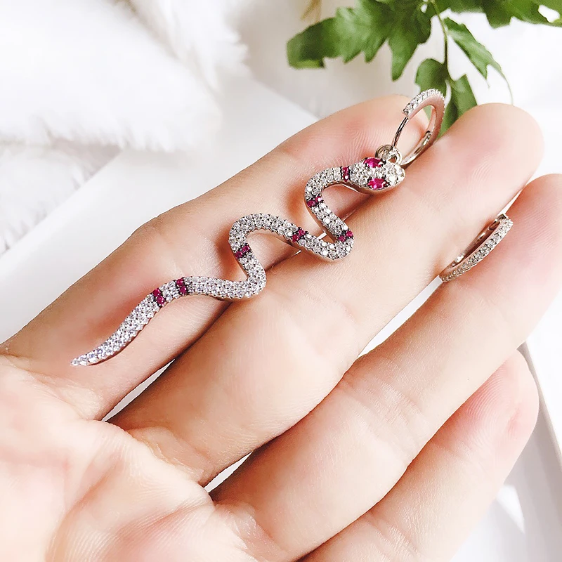 

Red diamond Snake Earrings 925 Sterling Silver micro inlaid zircon fashion women's exquisite Party style exquisite jewelry