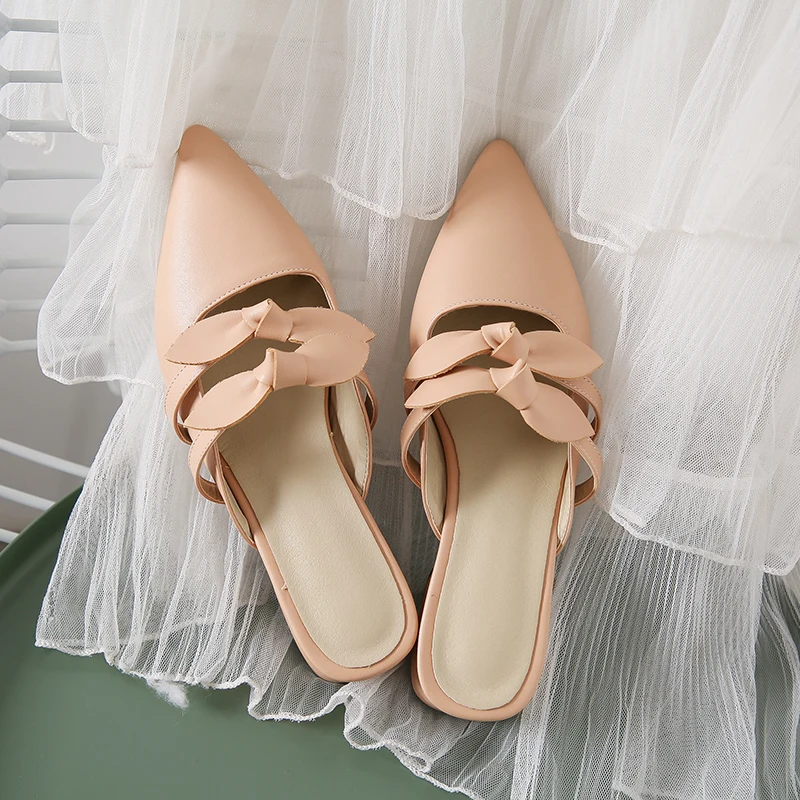 

Women's Shoes