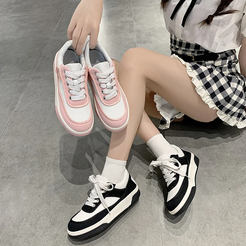 

2021 Spring and Summer New Fashion Temperament Casual Women's Shoes Running Shoes Lace-Up Vulcanized Shoes