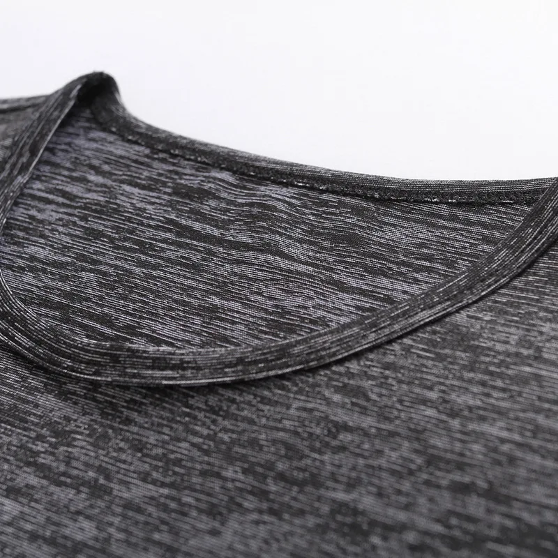 

MRMT Brand New Summer Solid Color Men's T-shirt Short Sleeve Clothes T-shirt for Male Round Collar Half Sleeve Tops Tshirt