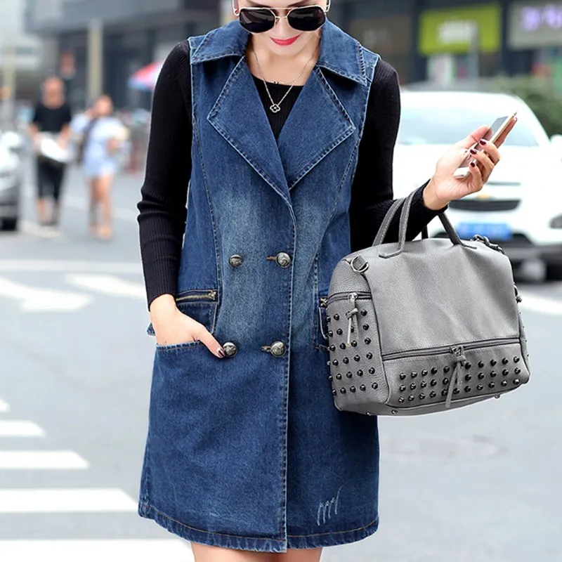 Длинный стильный женский джинсовый жилет двубортный осень 2020 ремни свободный