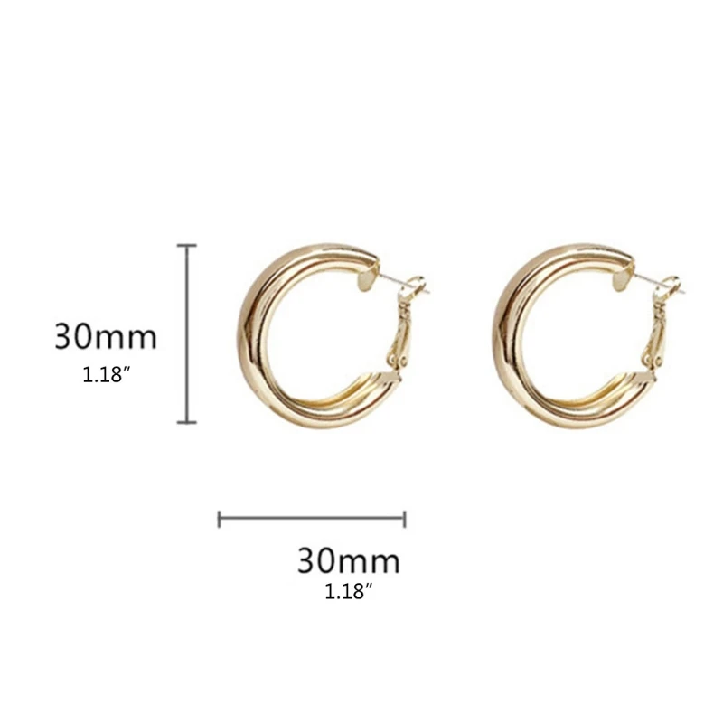 

European and American Metal Geometric Circle Earrings Net Celebrity Temperament All-match Earrings Are Popular