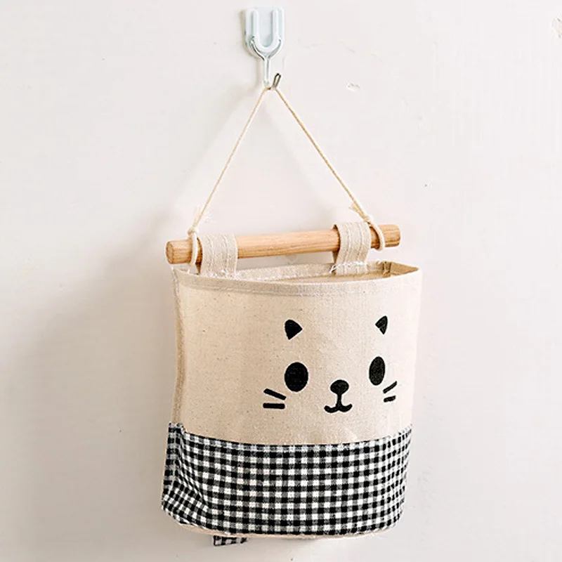 

2021 New Home Cotton And Linen Material Wall-mounted Fabric Organizer Shopper Female Cosmetic Storage And Sorting A Bag