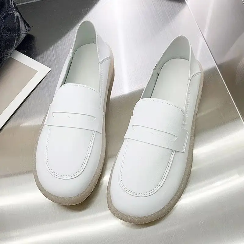

Lisapie fashion women's retro small leather shoes light-mouthed single shoes flats slip on shallow flat ladies platform shoes