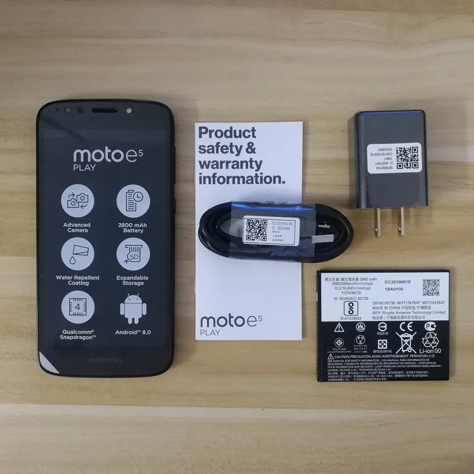 Motorola MOTO E5 Play мобильный телефон 5 2 дюймов Android 8 0 четырехъядерный Qualcomm 8.0MP 4G LTE WIFI FM