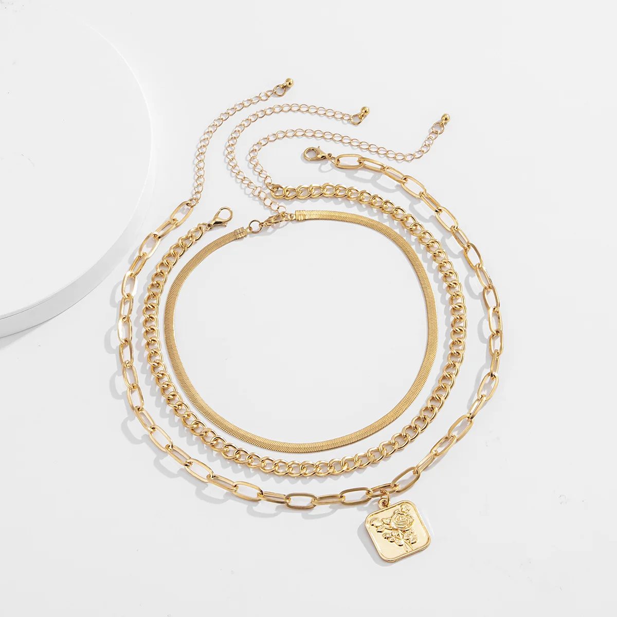 

Chain Necklace Collares Para Mujer Vintage Tube Pendant Stainless Steal Necklace Round Necklace Unique Necklace Womens Choker