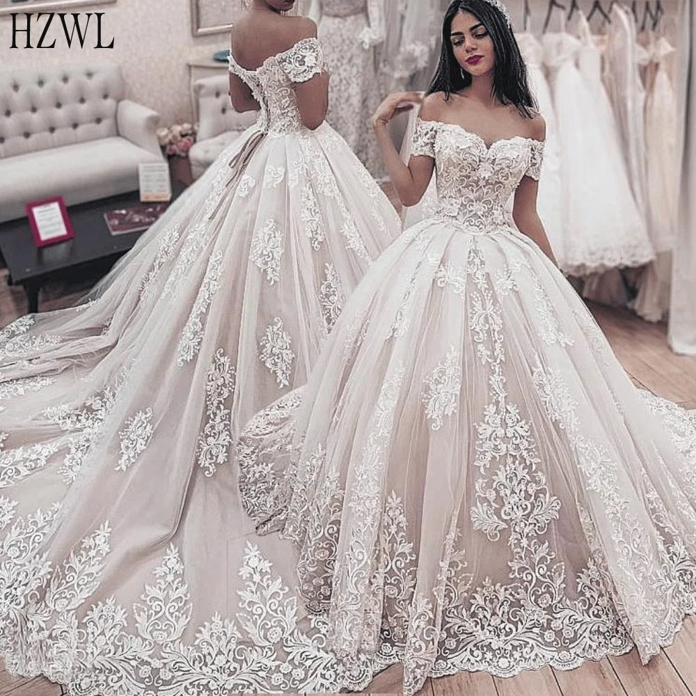 

Off the Shoulder Lace Applique Ball Gown Wedding Dresses 2020 Short Sleeve Elegant Chapel Train Bridal Gown vestido de noiva