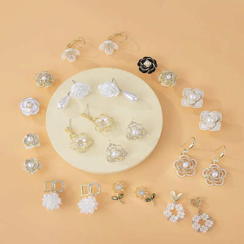 

New Trendy and Versatile Temperament Pearl Flower Earrings Korea Simple Camellia Flower Earrings Women's Net Red High Sense