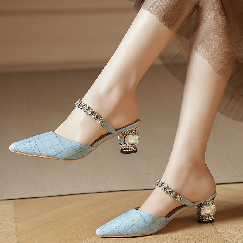 

Close toe Slippers,Women's Sandals,Summer Heels Shoe,Girls Rhinestone Slides for outside wearing,Pointed toe,BLUE,BEIGE,Dropship
