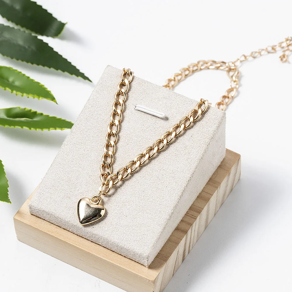 

Vintage Heart Love Neck Chain Necklace Women Star Horn Crescent Choker Necklaces Jewelry Costume Jewelry for Women Body Jewelry