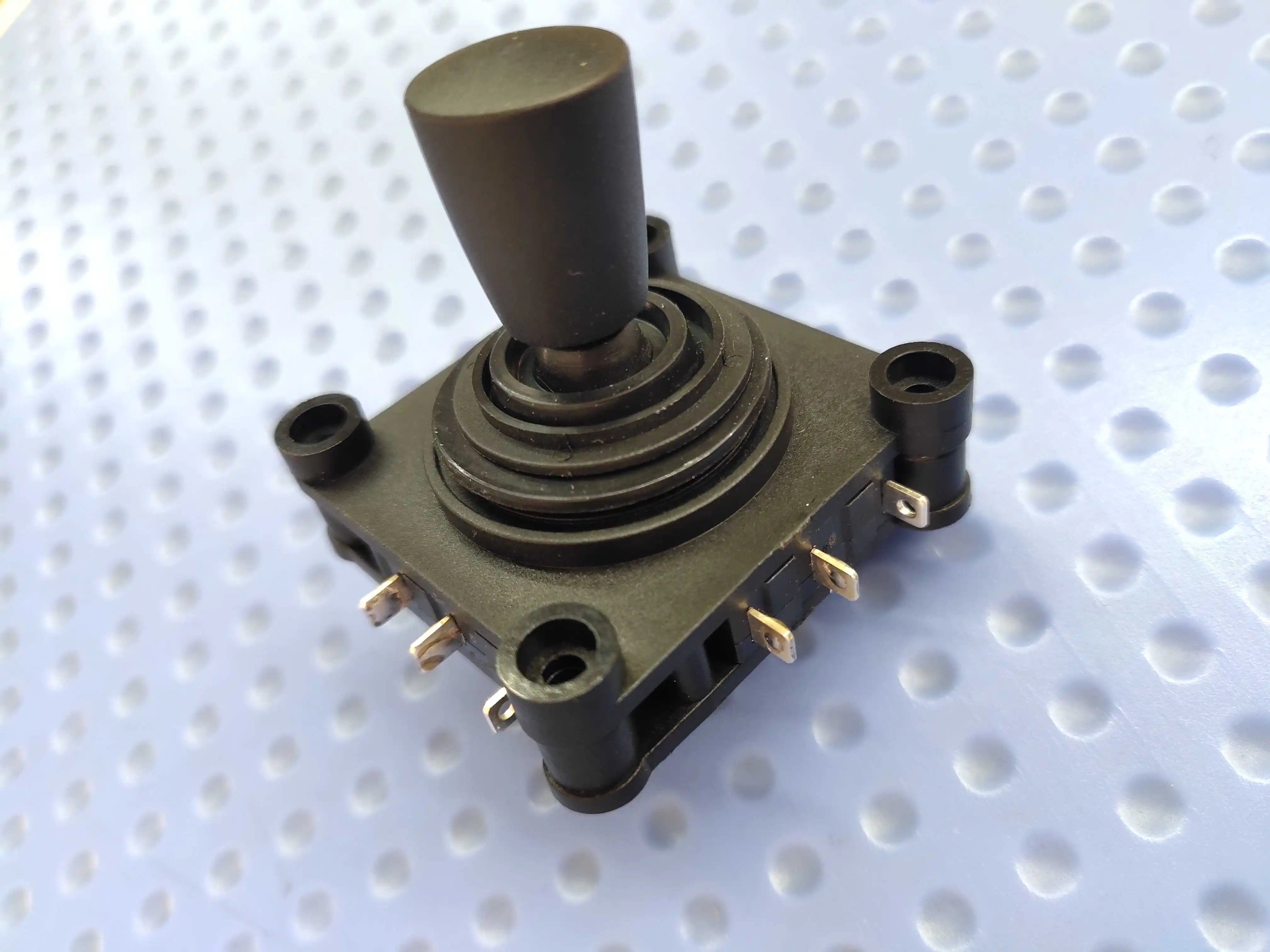 Переключатель типа джойстик рокер Cv4 мастер крест самосброс короткая ручка