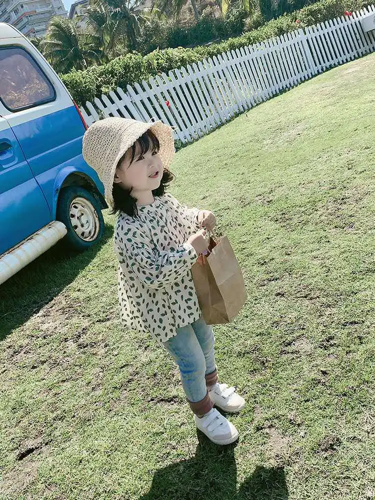 Весенние и летние модели для девочек рубашка с изображением листьев куклы