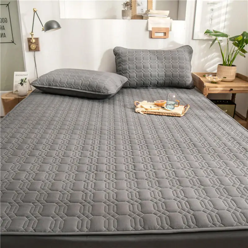 

Waterproof Quilted Mattress Cover Sheet Style Bed Cover Anti-mite Breathable Mattress Cover Solid Color Embossed Queen Bed Sheet