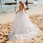 Женское пляжное свадебное платье, белое Тюлевое платье с V-образным вырезом, открытой спиной и кружевной аппликацией, ТРАПЕЦИЕВИДНОЕ платье невесты на бретелях, 2021