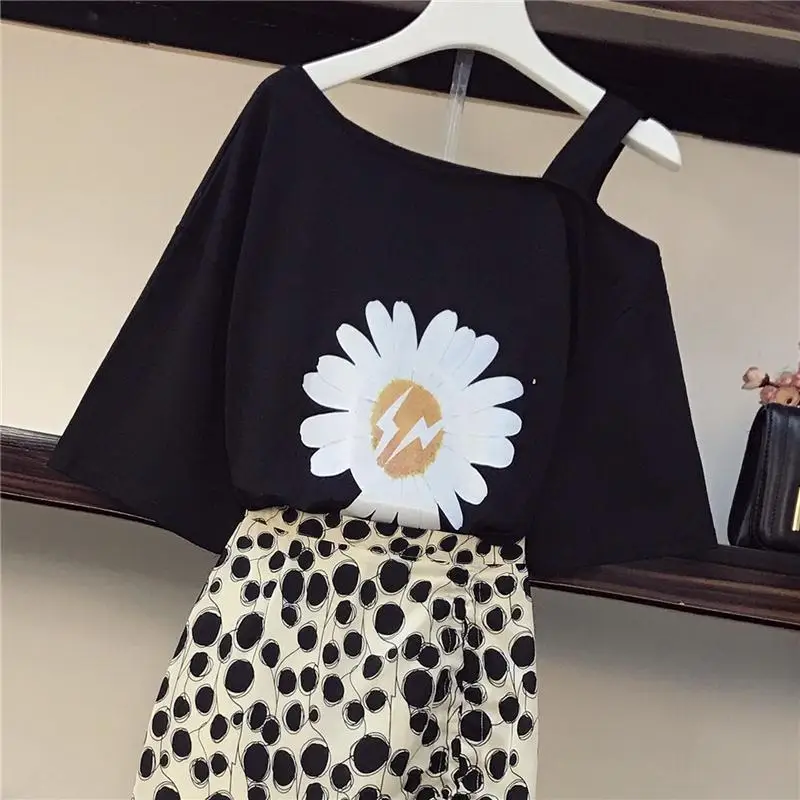 Женский летний комплект из 2 предметов Базовая футболка с открытыми плечами и