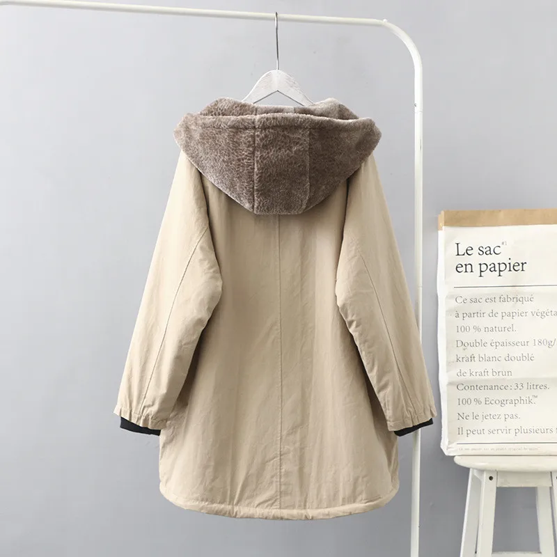 Куртка женская хлопковая в стиле оверсайз модная утепленная непродуваемая