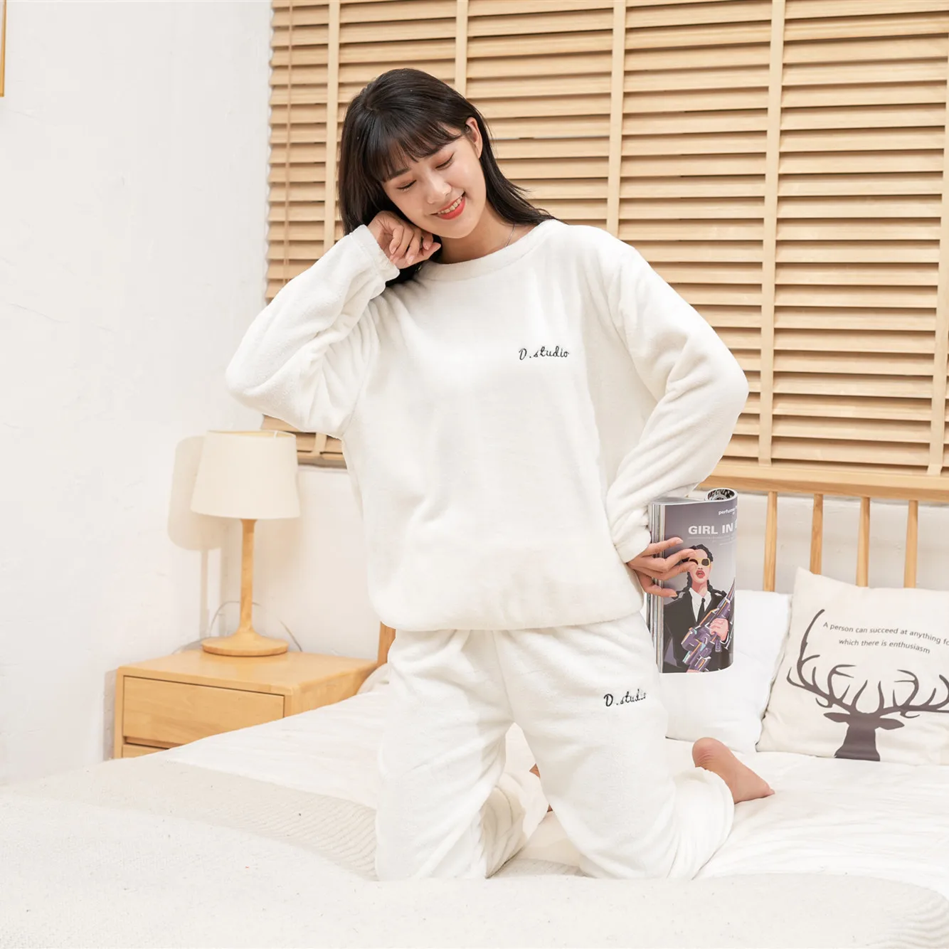 

Thick Coral Velvet Long Sleeve Home Suit Flannel Pajamas for Girl Pijama Mujer Autumn Winter Warm Flannel Pjs Women Pyjamas Sets