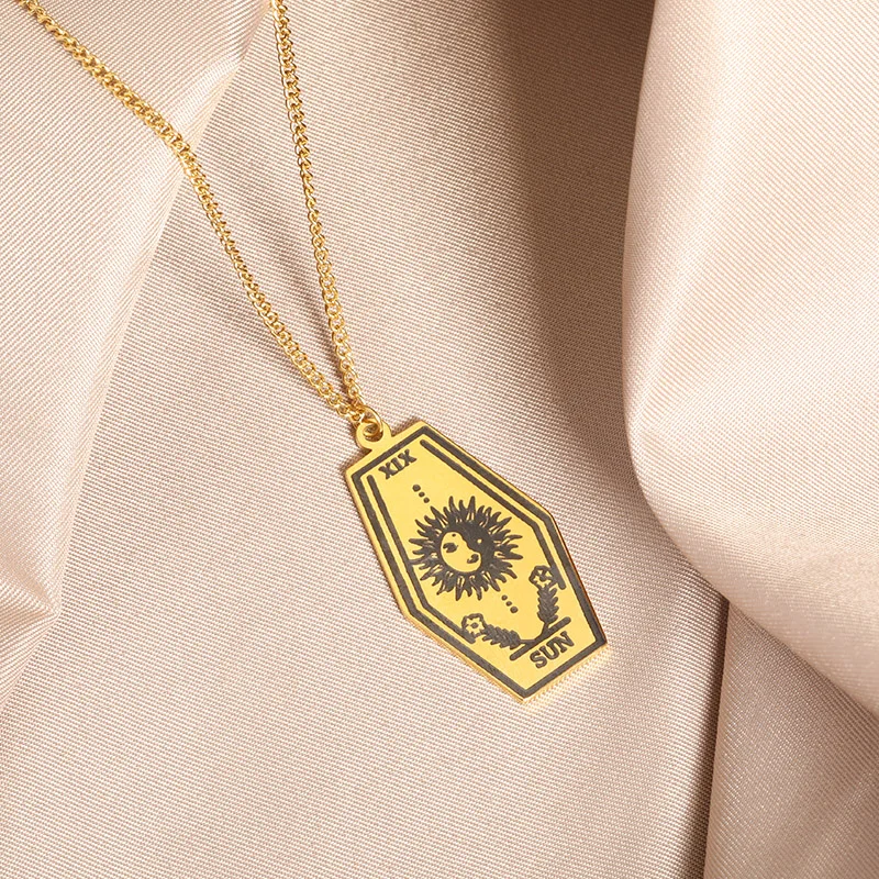 

Tarot Cards Esotericism Necklaces Aesthetic Stainless Steel Jewelry Collar Gold Silver Color Good Luck Geometric Pendant Gifts