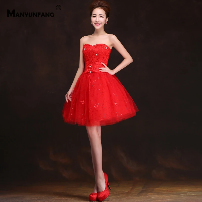 

Изготовленное на заказ платье без бретелек с вышивкой аппликациями из тюля длиной до колена со стразами свадебное платье высокого качества...